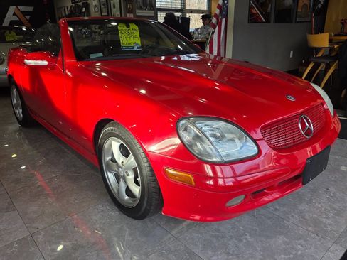 Used 2001 Mercedes-Benz SLK 320 image 1