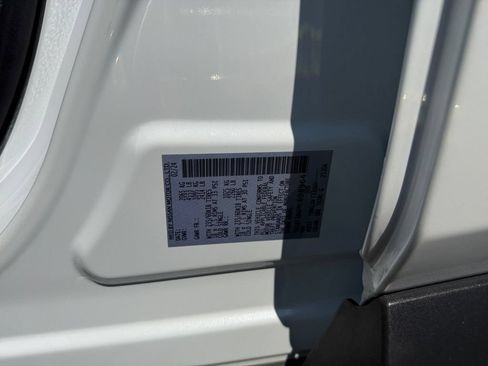 Used 2024 Nissan Rogue SV FWD image 28