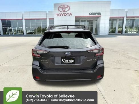 Used 2025 Subaru Outback AWD/4WD image 6