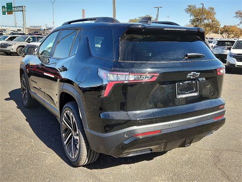 New 2026 Chevrolet Equinox RS image 3