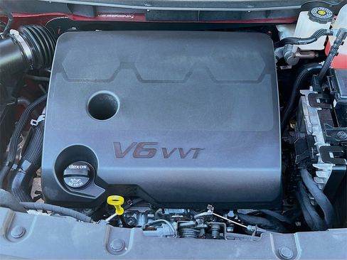 Used 2023 Chevrolet Traverse High Country image 33