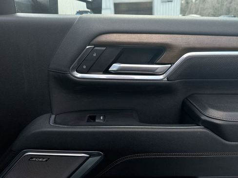 Used 2024 Chevrolet Silverado 3500 High Country w/ High Country Premium Package image 32