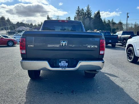 Used 2024 RAM 1500 Classic SLT image 7