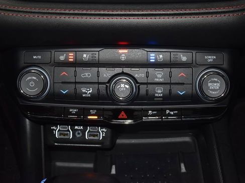 Used 2025 Dodge Durango R/T image 18