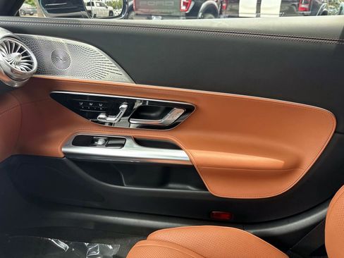 Certified 2024 Mercedes-Benz SL 43 AMG image 26