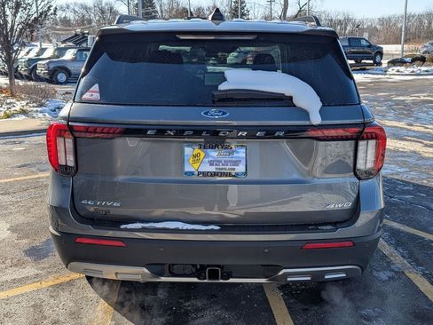 New 2026 Ford Explorer Active w/ Active Comfort Package image 4