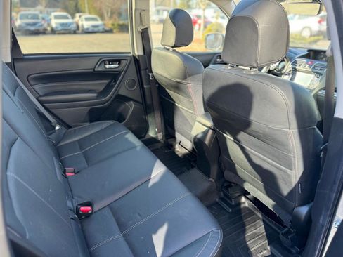 Used 2017 Subaru Forester 2.0XT Touring AWD/4WD image 12