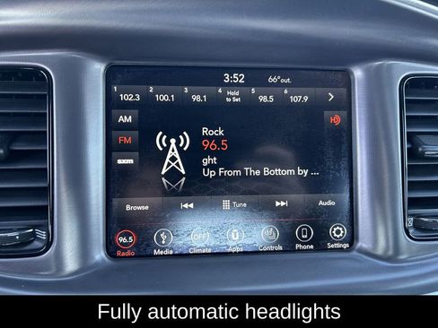 Used 2019 Dodge Charger SXT w/ Plus Group AWD/4WD image 12