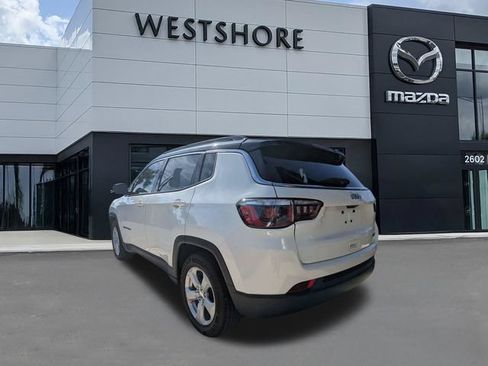 Used 2020 Jeep Compass Latitude w/ Popular Equipment Group FWD image 3