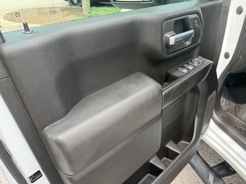 Used 2021 Chevrolet Silverado 2500 Custom w/ Custom Value Package AWD/4WD image 13