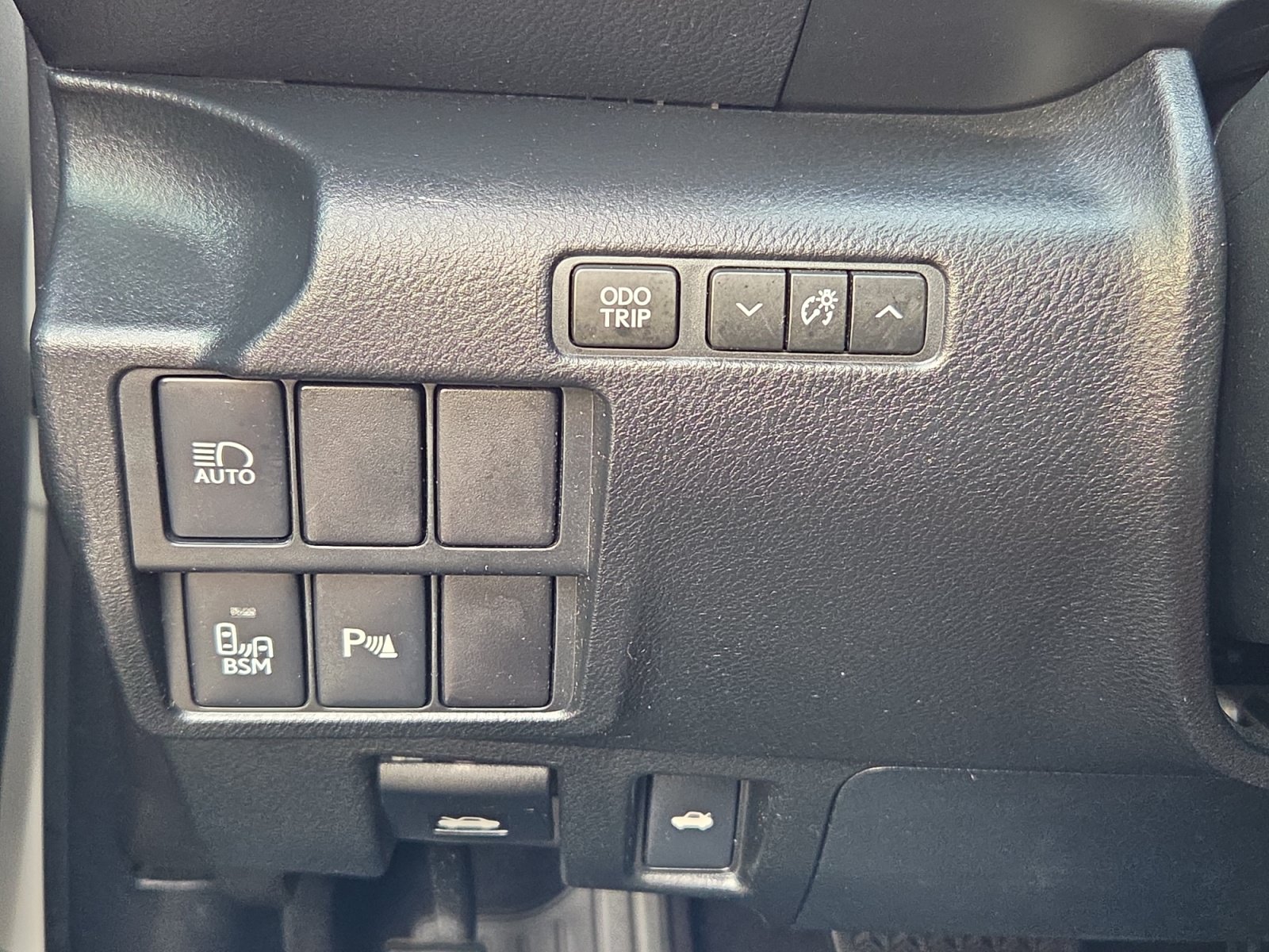 Used 2017 Lexus IS 200t w/ Navigation System Package RWD image 14