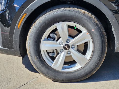 New 2026 Kia Sorento LX image 7