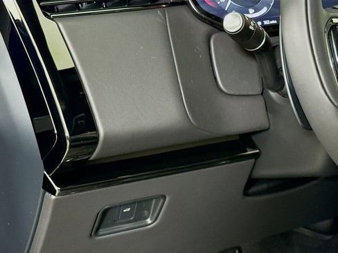 New 2026 Land Rover Range Rover Sport SV image 10