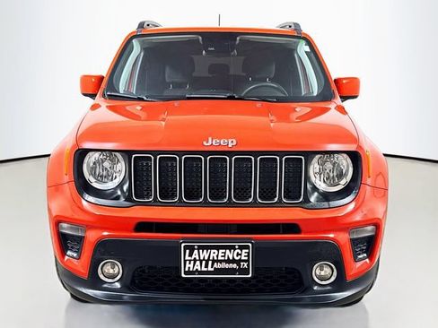 Used 2021 Jeep Renegade Latitude FWD image 2