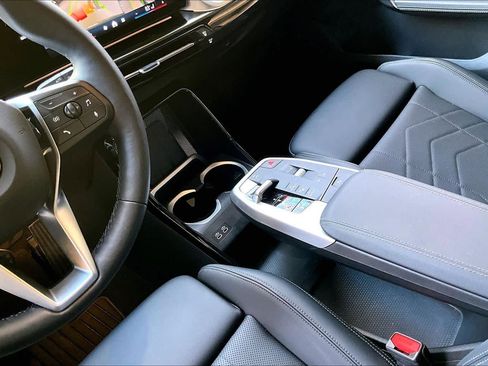 Used 2025 BMW X1 xDrive28i image 16