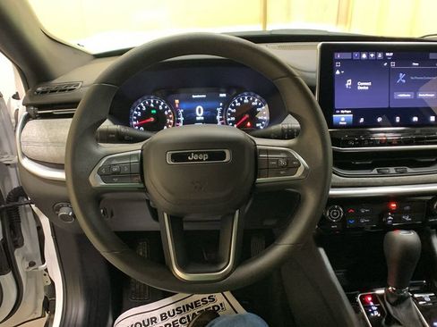 Used 2024 Jeep Compass Sport AWD/4WD image 27