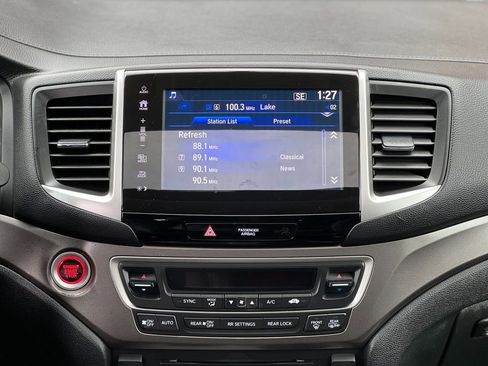 Used 2017 Honda Pilot EX-L image 16