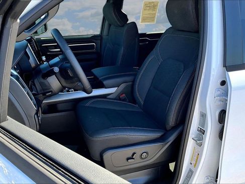 Used 2025 RAM 1500 Big Horn AWD/4WD image 24