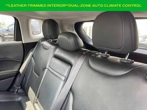 Used 2019 Jeep Compass Limited AWD/4WD image 12