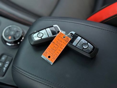 Used 2025 Ford Ranger Raptor AWD/4WD image 6