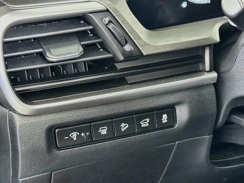 Used 2025 Kia Telluride EX X-Line AWD/4WD image 10