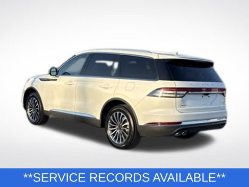 Certified 2020 Lincoln Aviator Reserve w/ Elements Package Plus AWD/4WD image 4