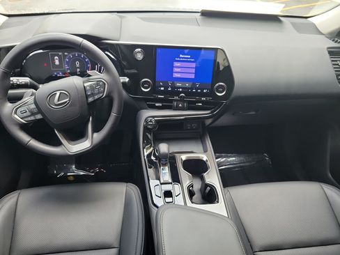 Certified 2024 Lexus NX 250 FWD w/ Towing Package (2000 Lbs) image 15