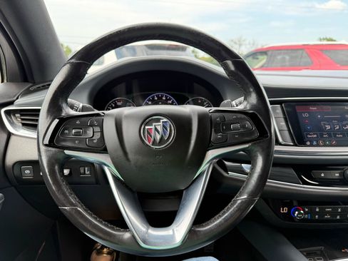 Used 2022 Buick Enclave Premium AWD/4WD image 26