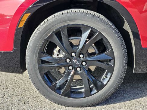 Used 2021 Chevrolet Blazer RS w/ Driver Confidence II Package FWD image 9