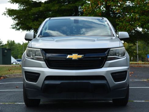 Used 2016 Chevrolet Colorado W/T w/ WT Convenience Package RWD image 2