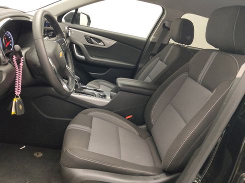 Used 2024 Chevrolet Blazer LT w/ Convenience Package FWD image 17