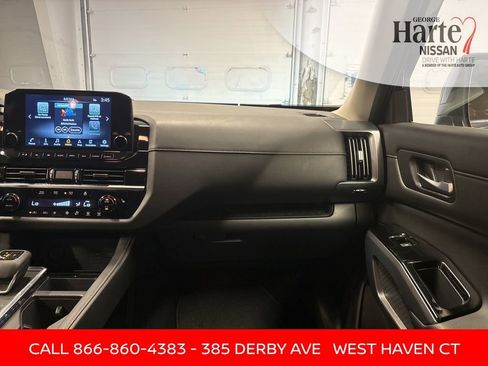 Certified 2023 Nissan Pathfinder SL image 36