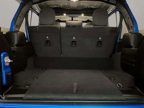 Used 2024 Jeep Wrangler Unlimited image 99