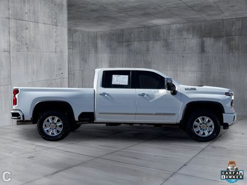 Used 2024 Chevrolet Silverado 2500 High Country w/ High Country Premium Package AWD/4WD image 6