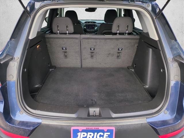 Used 2023 Chevrolet TrailBlazer LT w/ Convenience Package AWD/4WD image 6