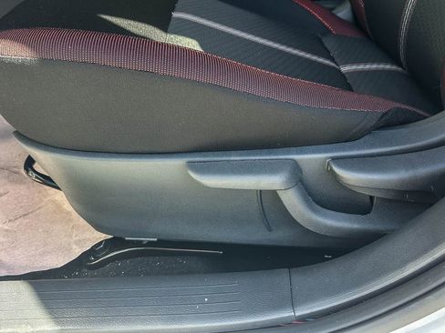 New 2025 Nissan Versa SR w/ Trunk Package image 22