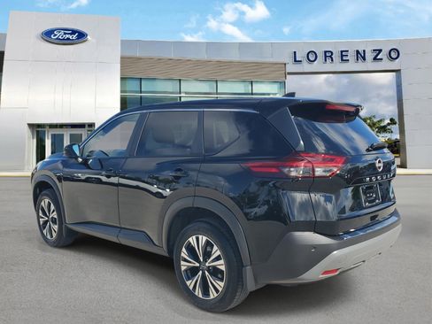 Used 2022 Nissan Rogue SV FWD image 7