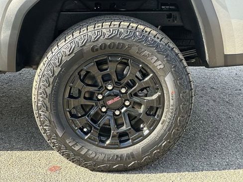 New 2026 GMC Canyon Elevation image 27