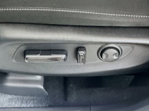 Certified 2024 Honda CR-V EX image 17