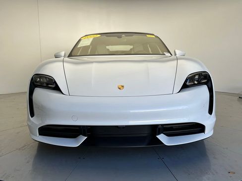 Used 2020 Porsche Taycan Turbo image 25