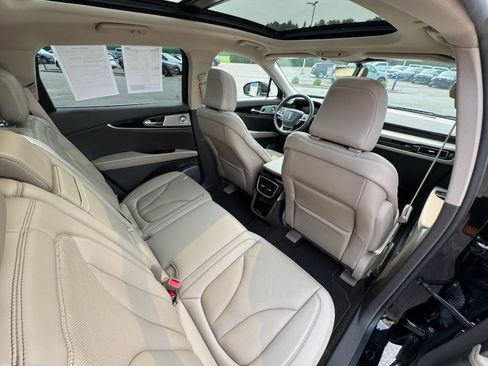 Used 2023 Lincoln Nautilus Reserve w/ Equipment Group 202A AWD/4WD image 25