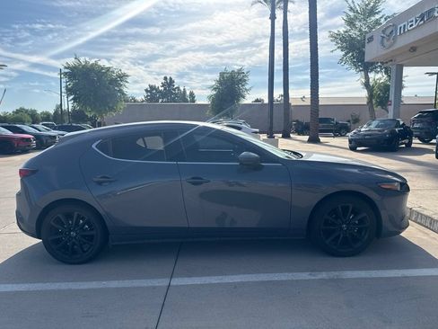 Used 2026 MAZDA MAZDA3 2.5 S Hatchback w/ Premium Pkg FWD image 7