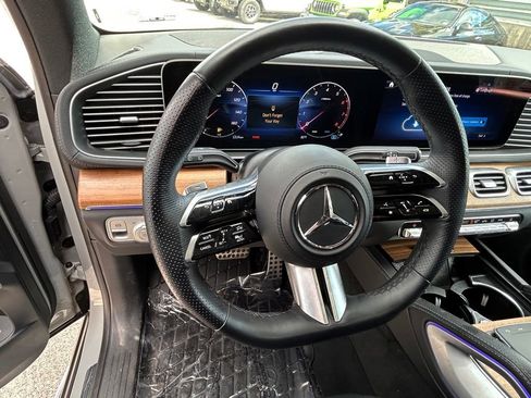 Used 2024 Mercedes-Benz GLS 450 4MATIC w/ AMG Line Exterior image 42