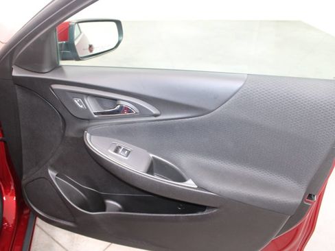 Used 2025 Chevrolet Malibu LT FWD image 24