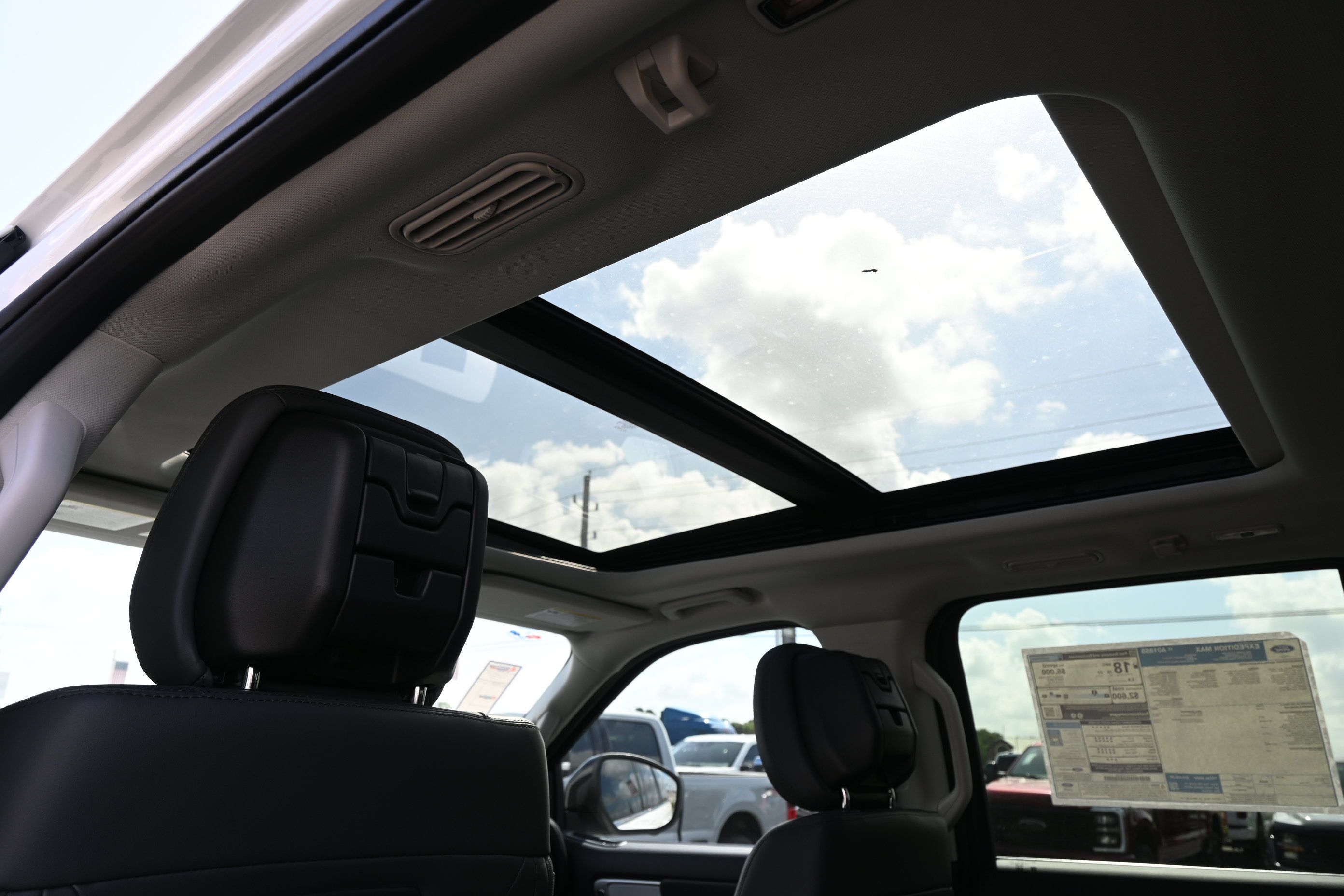 New 2027 Ford Expedition Max Active RWD image 36
