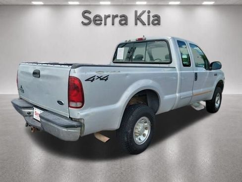 Used 2003 Ford F250 4x4 SuperCab Super Duty image 5