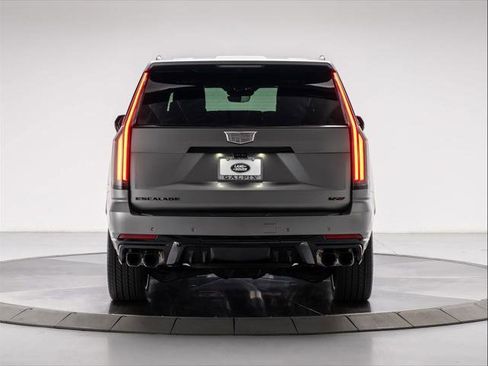 Used 2026 Cadillac Escalade V AWD/4WD image 4