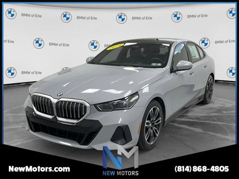 Certified 2024 BMW 540i xDrive w/ Premium Package AWD/4WD image 1