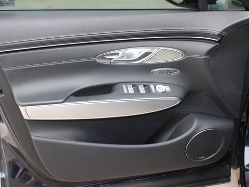 Used 2023 Genesis GV70 2.5T w/ Sport Prestige Package image 19