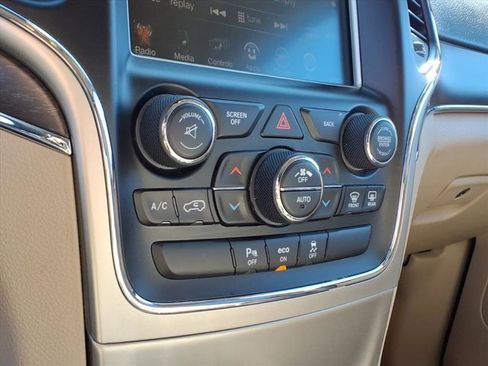 Used 2014 Jeep Grand Cherokee Limited w/ Trailer Tow Group IV image 13